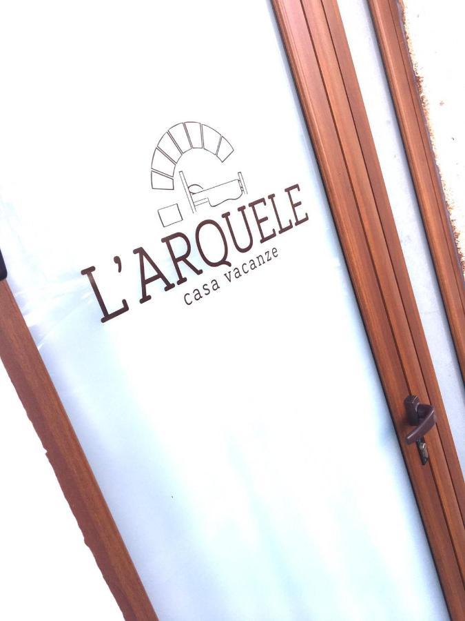 L'Arquele Villa โนซิ ภายนอก รูปภาพ