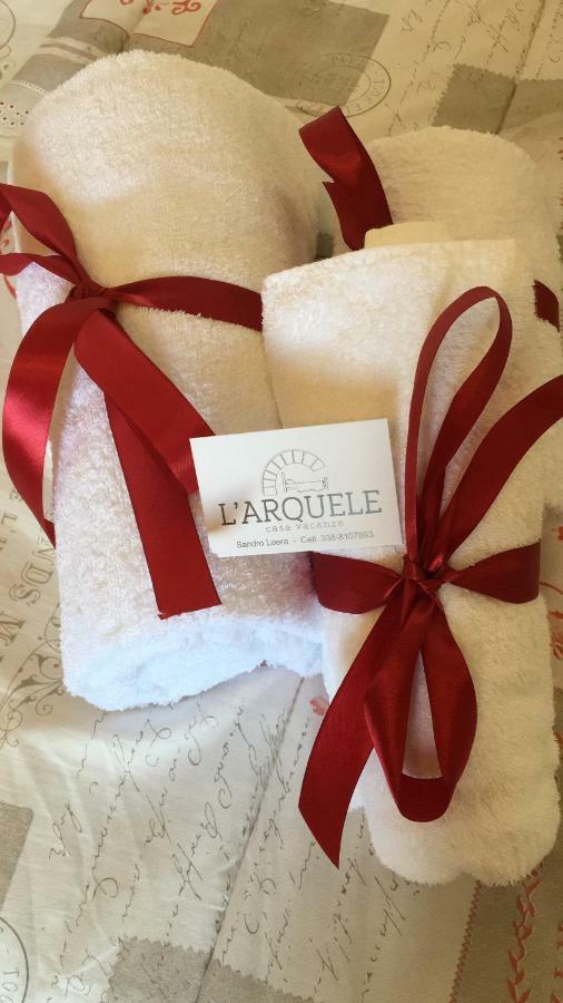 L'Arquele Villa โนซิ ภายนอก รูปภาพ
